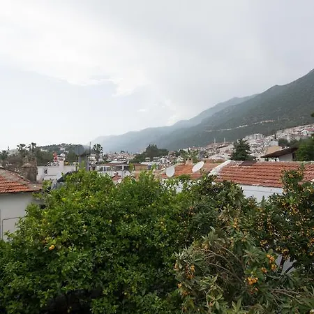 8 * Kaș